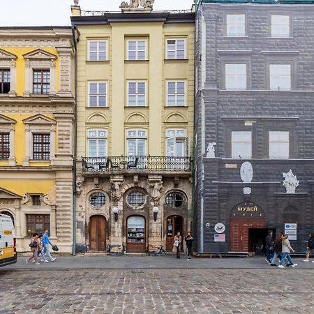 In Town Hostel Lviv Exterior foto